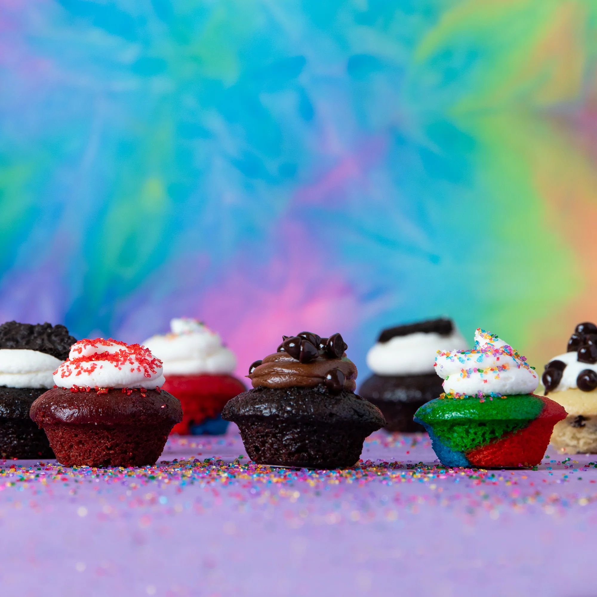 Birthday Gift Box 25-Pack w/ No-Nut Original Greats Cupcakes - Image 4