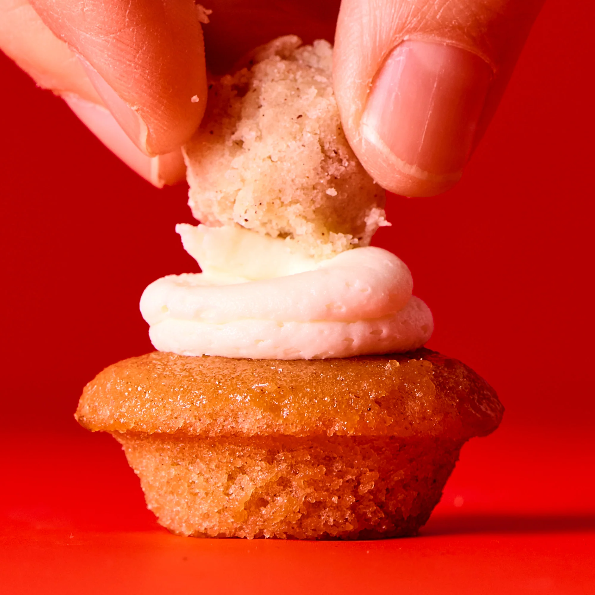Pumpkin Spice Cupcakes 25-Pack - Image 4