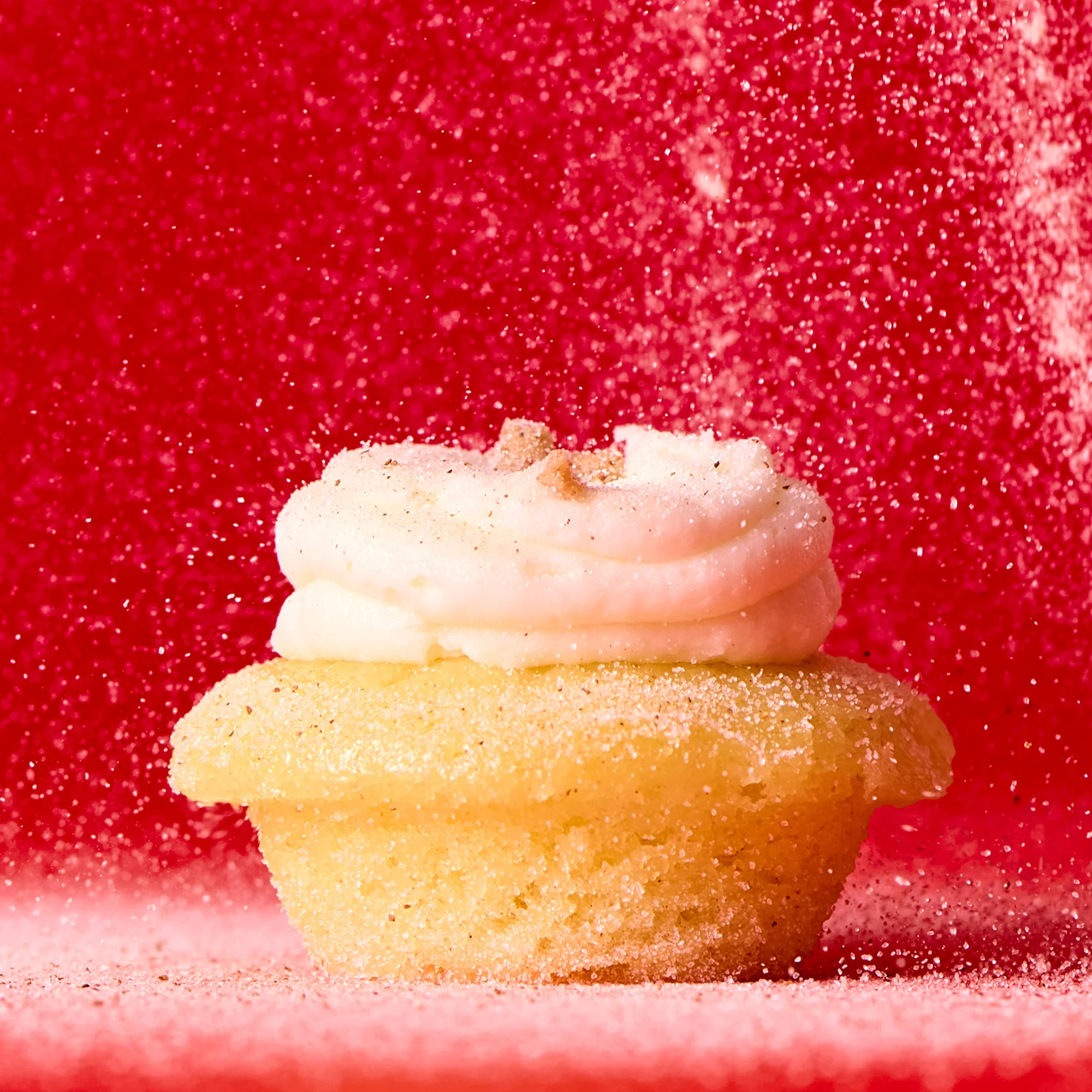Pumpkin Spice Cupcakes 25-Pack - Image 5