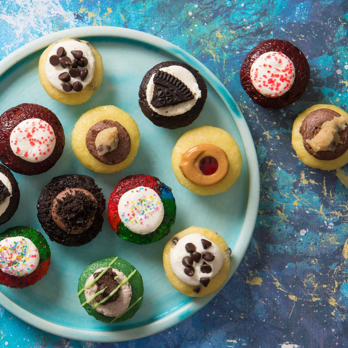 Latest & Greatest Cupcakes 50-Pack - Image 2