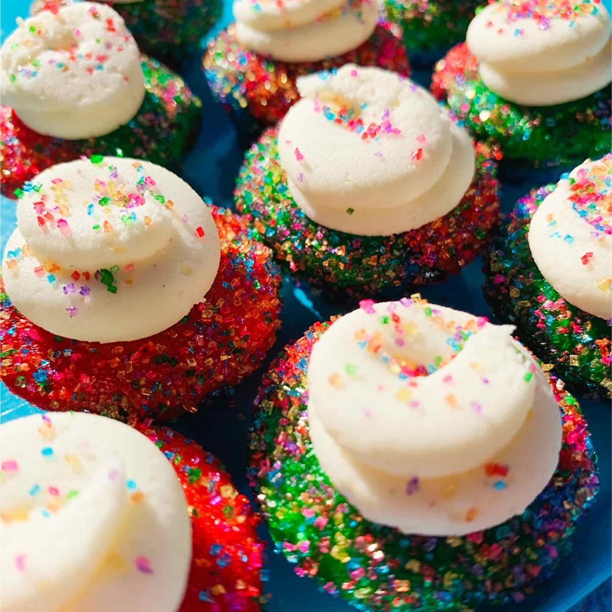 Tie-Dye Cupcakes 25-Pack - Image 4