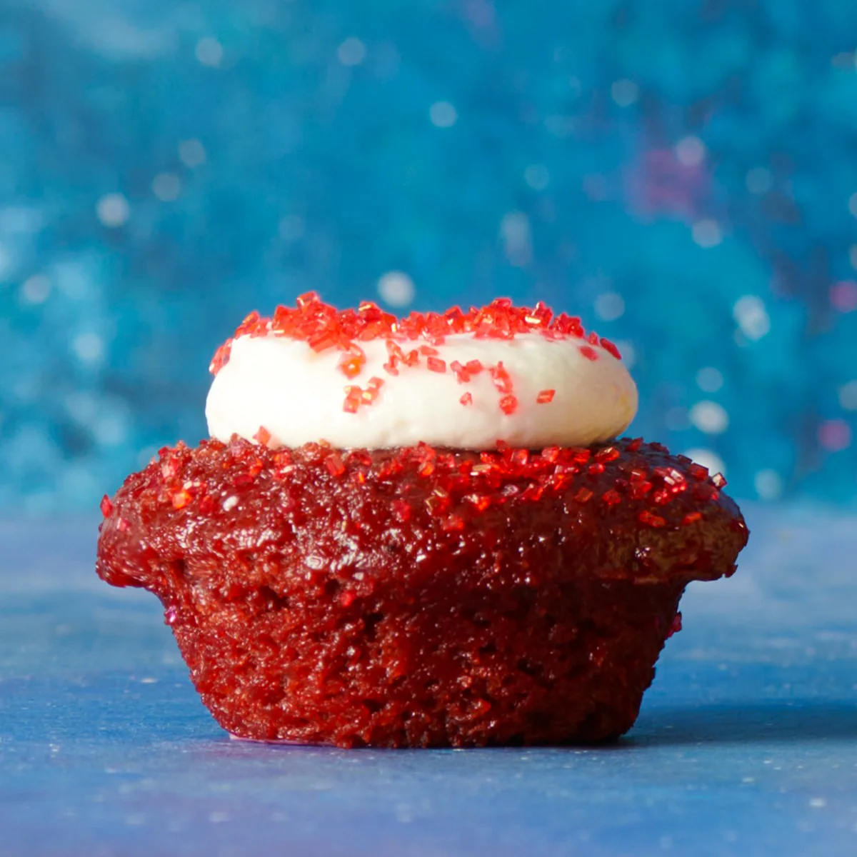Leo Cupcakes 25-Pack - Image 3